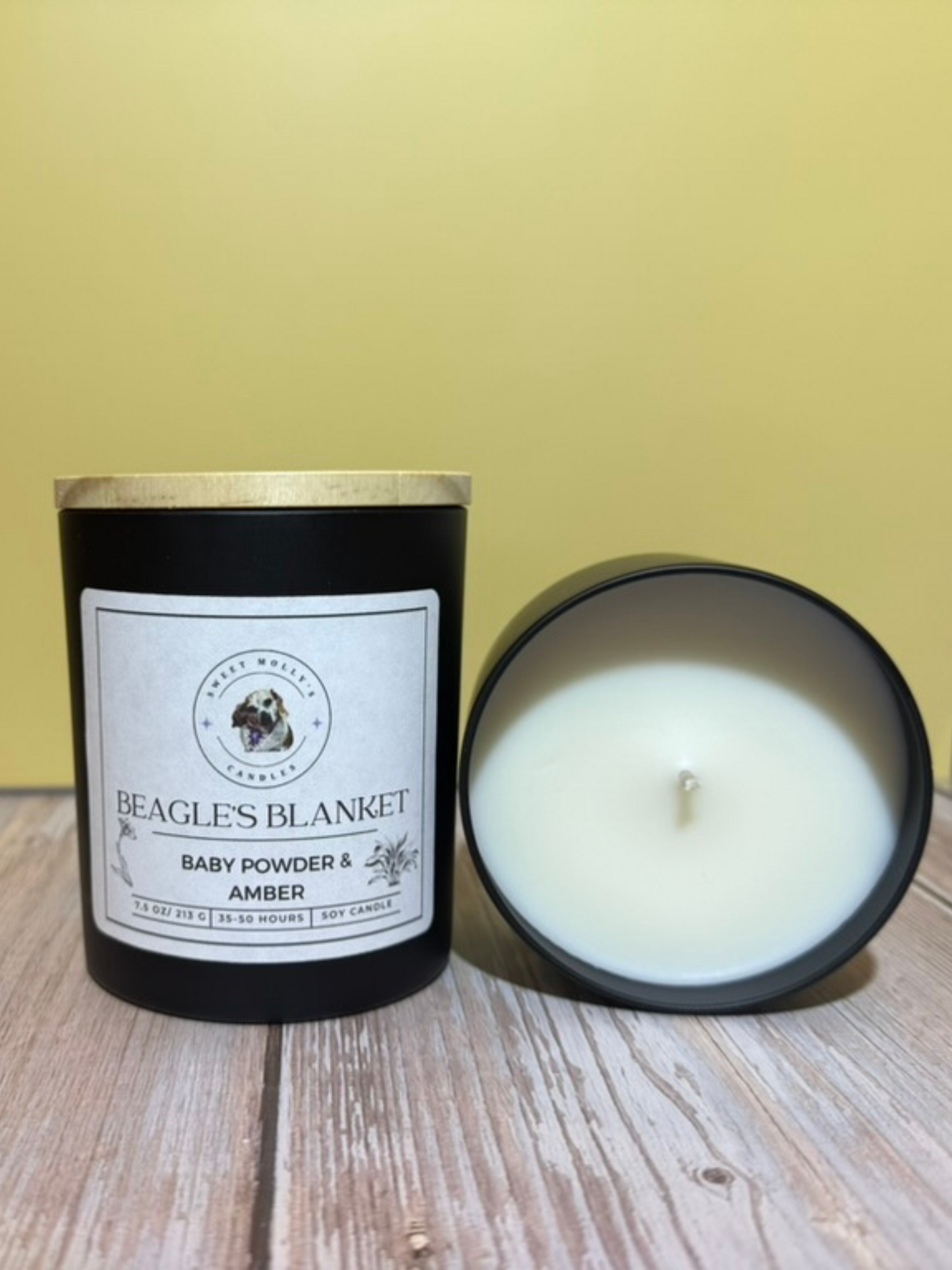 Beagle's Blanket 7.5 oz Candle